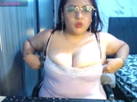 I am very hot girl, like play like shows, enjoy my body and my show online