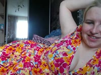 In private i love dancing,chat,  teasing, wear heals, stockings,feet fetish, SPH (Small Penis Humiliation), , Humiliation, twerk, spanking ass,dirty talking. I do not get naked in private. NAKED SHOWS and with toys,pussy play,blowjob, anal in VIPSHOW. Outfit changes in vip.