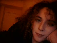 Hai ik ben Yusra 18 jaar en van Marokkaanse afkomst. Ik maak in mijn dagelijkse leven 18+  content en ervaar daar heel veel plezier in. Ik ben een vollere dame met grote borsten een dikke kont een klein buikje lief gezichtje en een bos vol krullen boven en beneden.ik doe aan augyo, foot, BDSM, SM, GFE, dominantie, onderdanigheid,en Golden shower fetisj. Naast fetisj doe ik ook aan twerken, boobie shows en samen spelen.