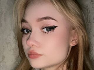 cam slut video chat CecilyBurnard