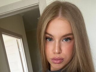 webcamgirl chat room GinetteHartzheim
