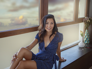 naked camgirl picture LiahLee
