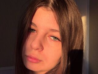 hot girl live webcam MargarettJohns