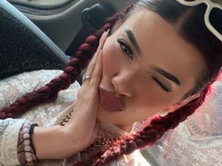 live cam girl photo ClhoeOwen