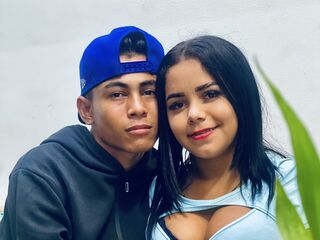 naked cam girl sucking cock LunaAndFreddy