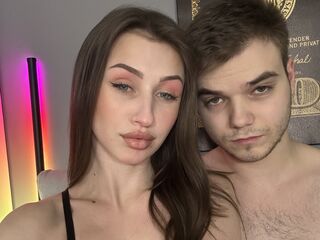live couple webcam VikkiGeorge