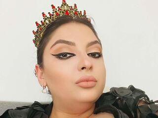 camgirl bondage live show QuinnMandy
