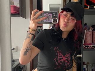 webcamgirl foot fetish chat room SaskiaVellour