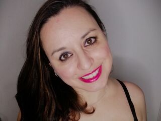 camgirl chat room AdelaAlbaNatural