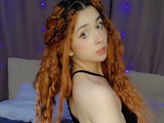 naked cam girl masturbating with vibrator AdrianaClide