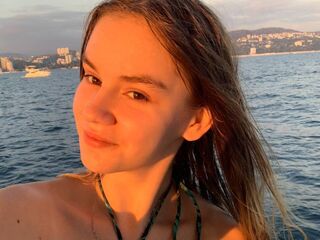 naked cam chatroom AgnesShy