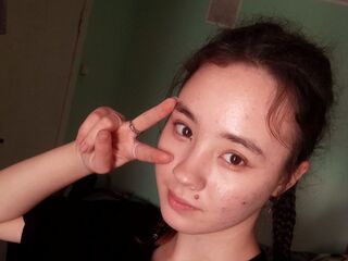 nude cam AislyFollin