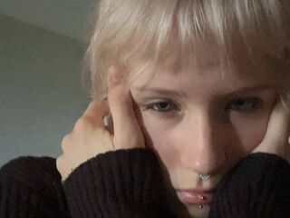 naughty cam girl masturbating with dildo AlenaCecchinato