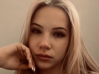 fingering camgirl AletaKunde