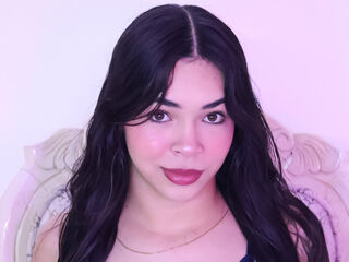 cam strip tease AlexaNoor