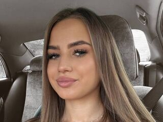 fingering webcamgirl AliceCire