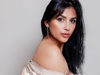 camgirl masturbating with vibrator AliceHealer
