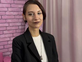 naked girl with cam masturbating AlisaWinsor