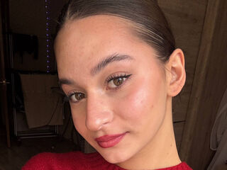 masturbating girl AlisenBrown