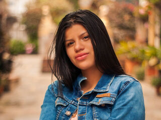 girl AlishaSharret