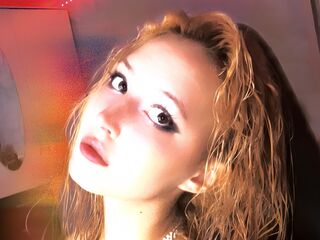 chatroom cam AlyonaMew