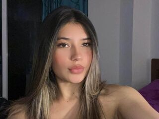 hot naked webcamgirl AmberEvelyn