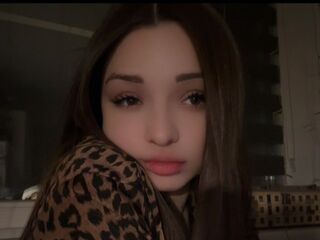 camwhore AngelesFaircloth