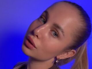 fingering webcam girl AnnelleToulson