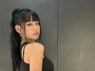 girl nude AomiGold