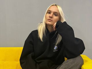 fingering webcamgirl picture AshleyAngels