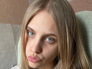 adult webcam chatroom AyannaOverturf