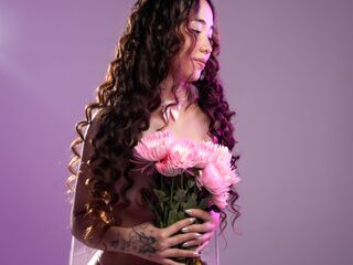 cam whore live BellaClaire