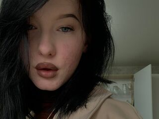 naughty camgirl photo BellaRoyz