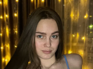 livesex cam girl BernardineCaiafa