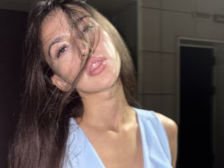 naughty camgirl masturbating with vibrator BerniceArmesto