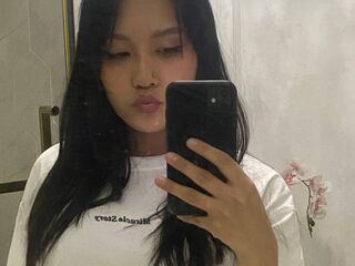 extrreme webcam picture BerniceMaguire