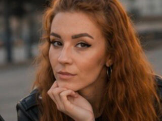 sexy camgirl BonnieHansen
