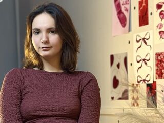 girl shaving pussy BrandonLatterell