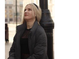 cam girl cam CarinGoodwin