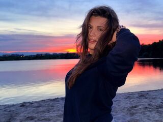 camgirl playing with sex toy CarlyFelde