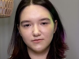 sexy cam girl CecilleBonavita