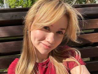 beautiful webcam girl CelestineVale