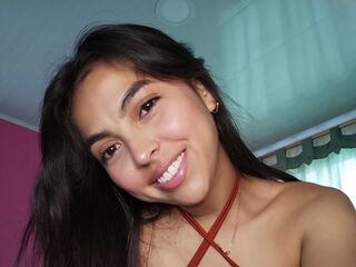 camgirl showing tits DanyStonne
