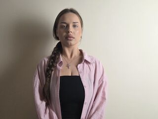 sex cam online DelenaCouts
