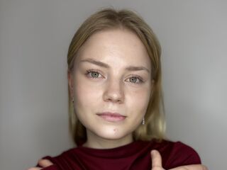 hot naked camgirl DelenaLabonne