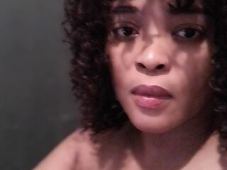 adult chatroom DelicateDiamond
