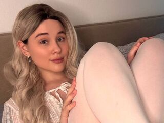 chat room free DeluaMoon