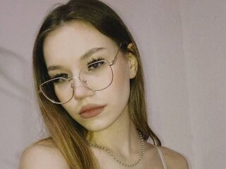 nude cam girl photo DorettaBigger