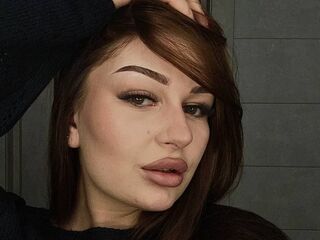 shaved pussy cam ElizabethSteiner