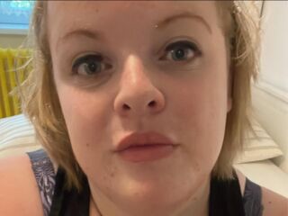 camslut masturbating EllaConway